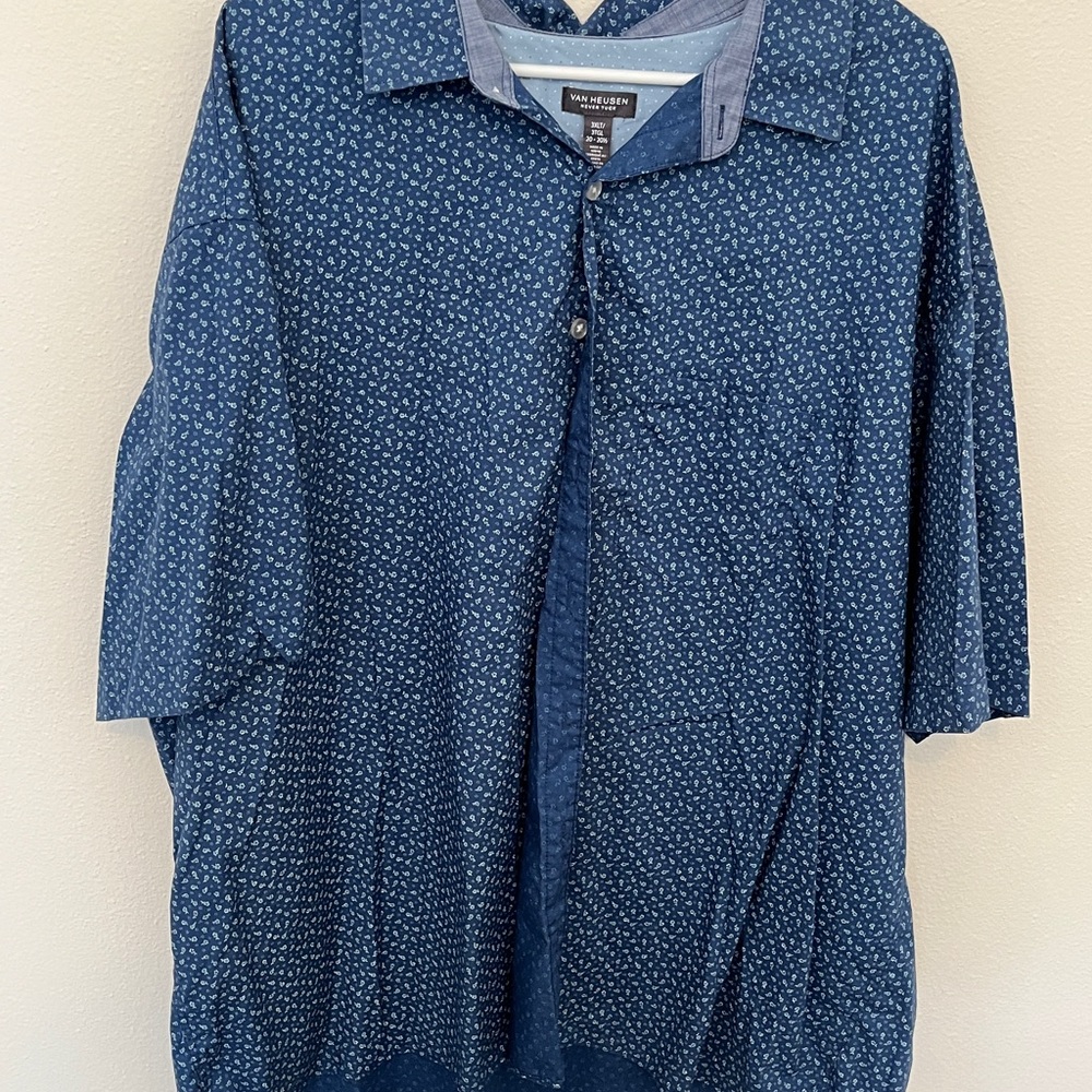 Men’s Casual Button Down